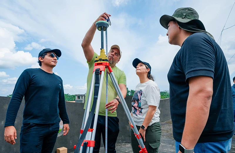 Topográfiai felmérési és várostervezési projektek – Ecuador Topográfiai felmérési és várostervezési projektek – Ecuador
